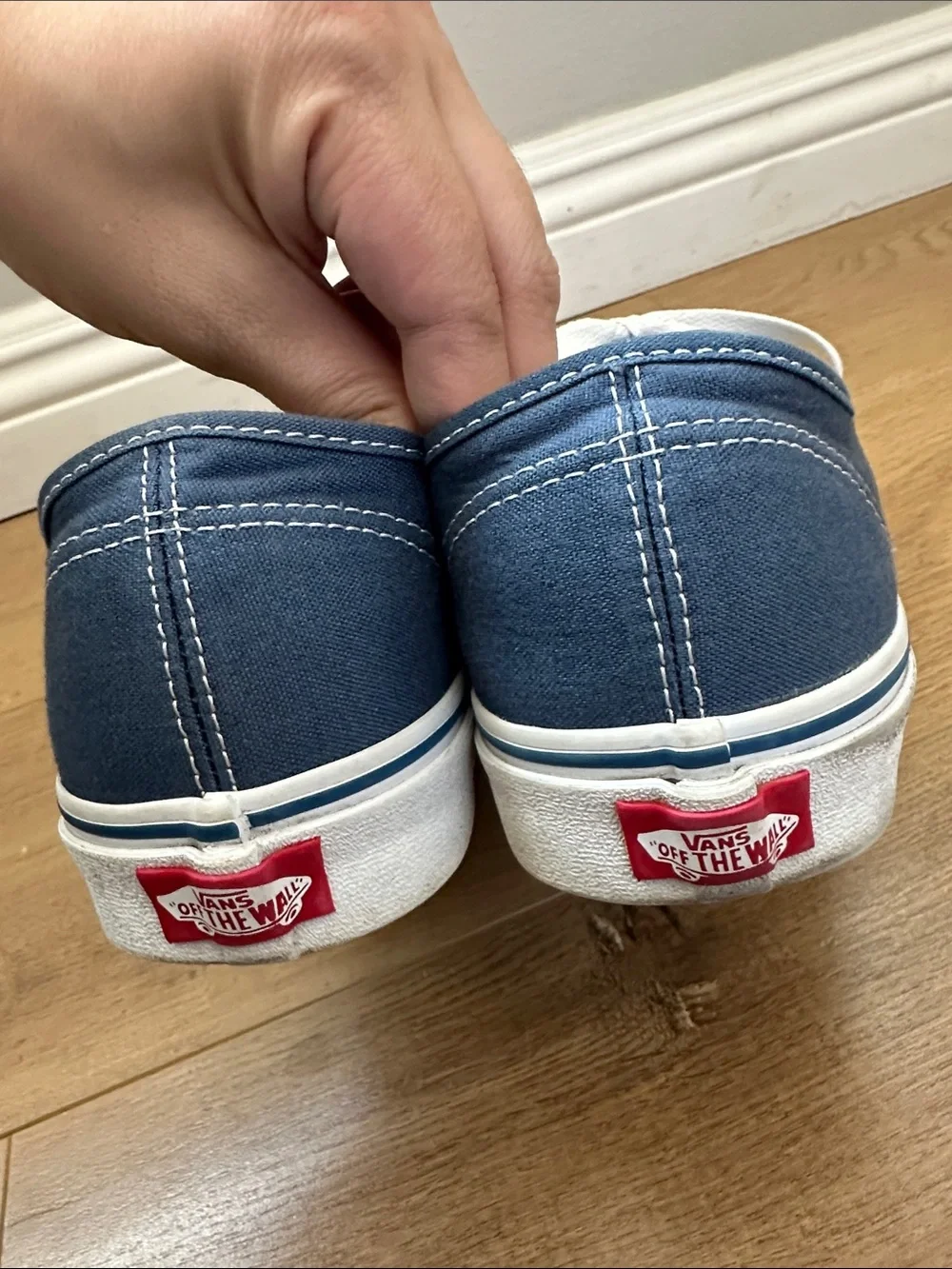 Vans Authentic - Size 11 Men - Picture 3 of 5